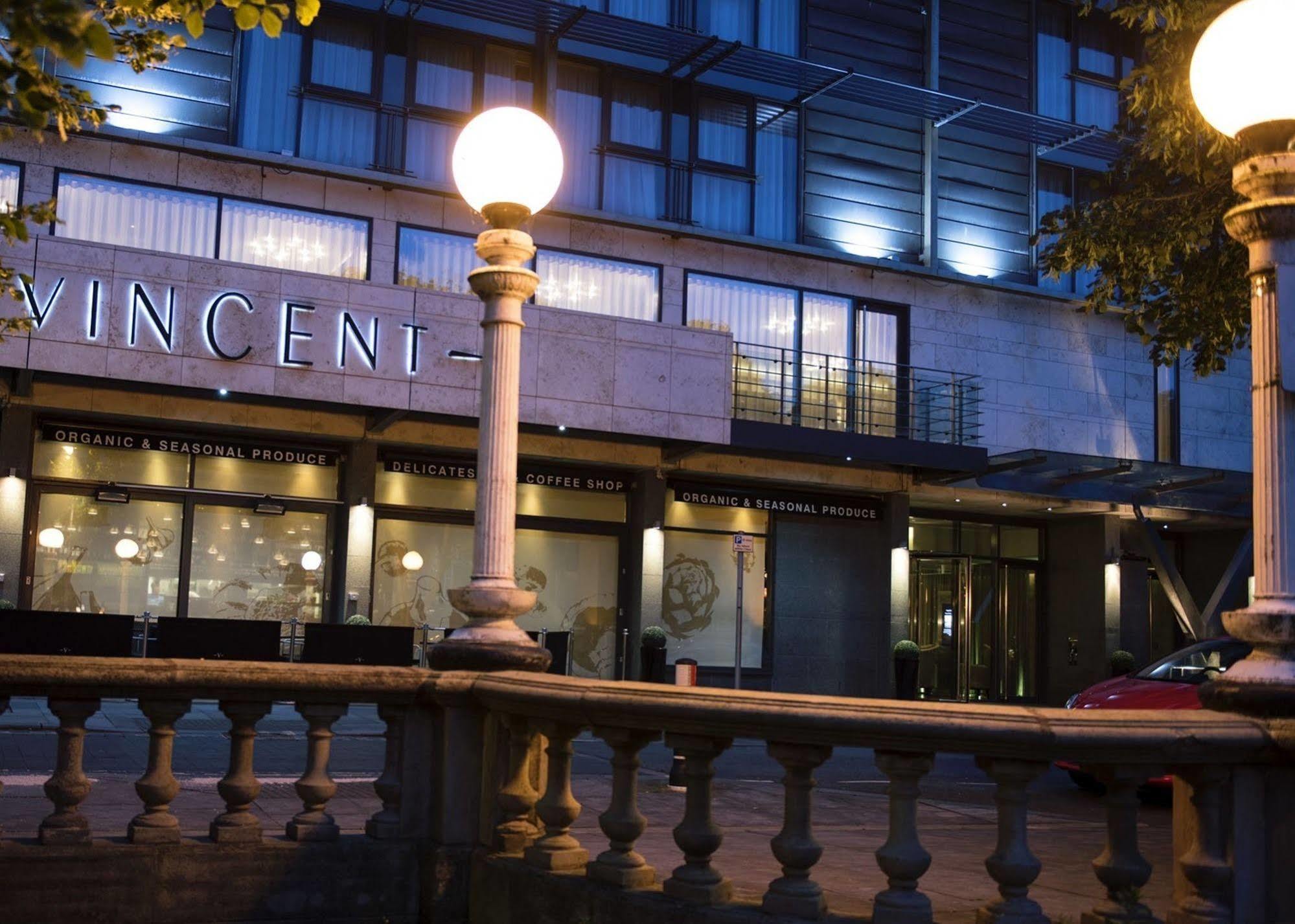 The Vincent Hotel Southport Exterior photo